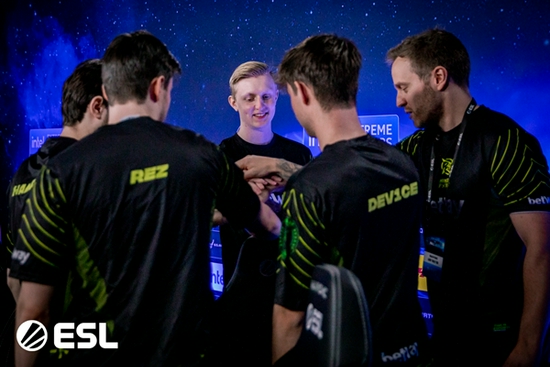 AWM绝地求生衍生项目签约正式发布